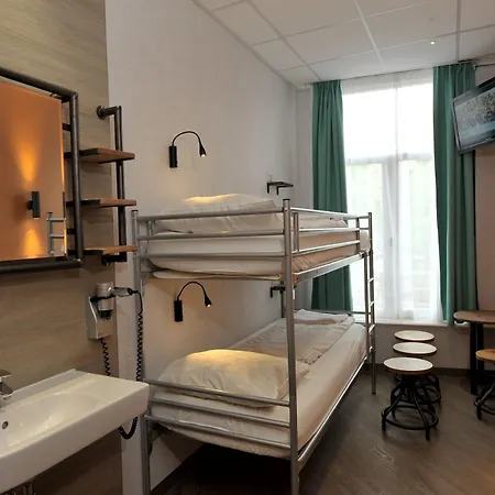 Hotel Tourist One 2*