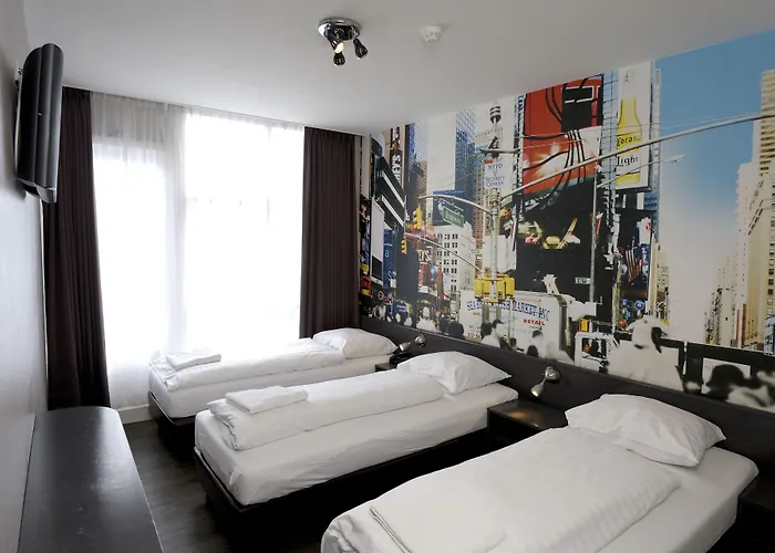 Tourist One 2* Amsterdam