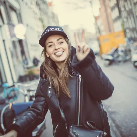 Tourist One Hotel 2*