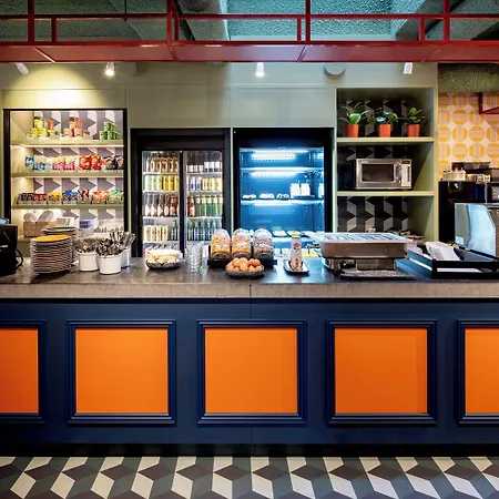 Tourist One Hotel 2*