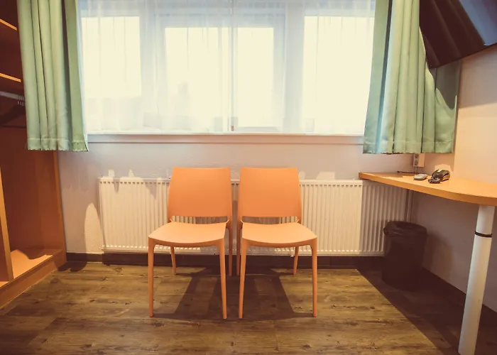 Budget Tourist Hotel 2*