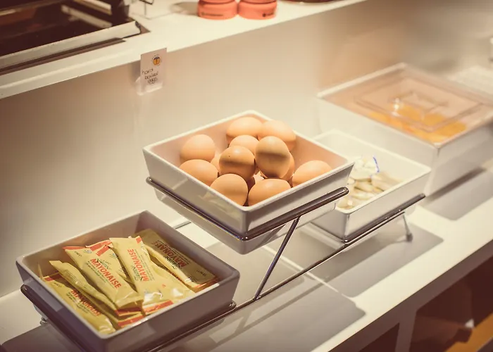 Budget Tourist Hotel 2*