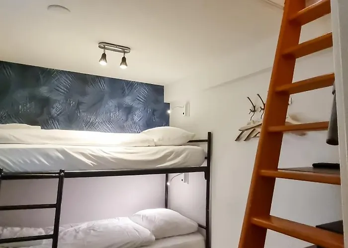 Tourist One 2* Amsterdam